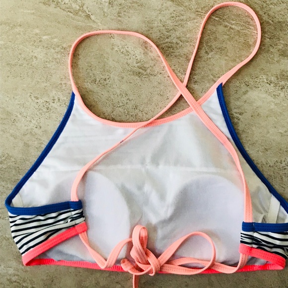 Ardene swimsuit neck halter top - Picture 3 of 4